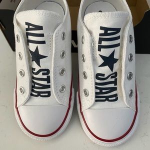 Toddler size 10 Converse
